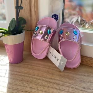 Girl sandals 🩴